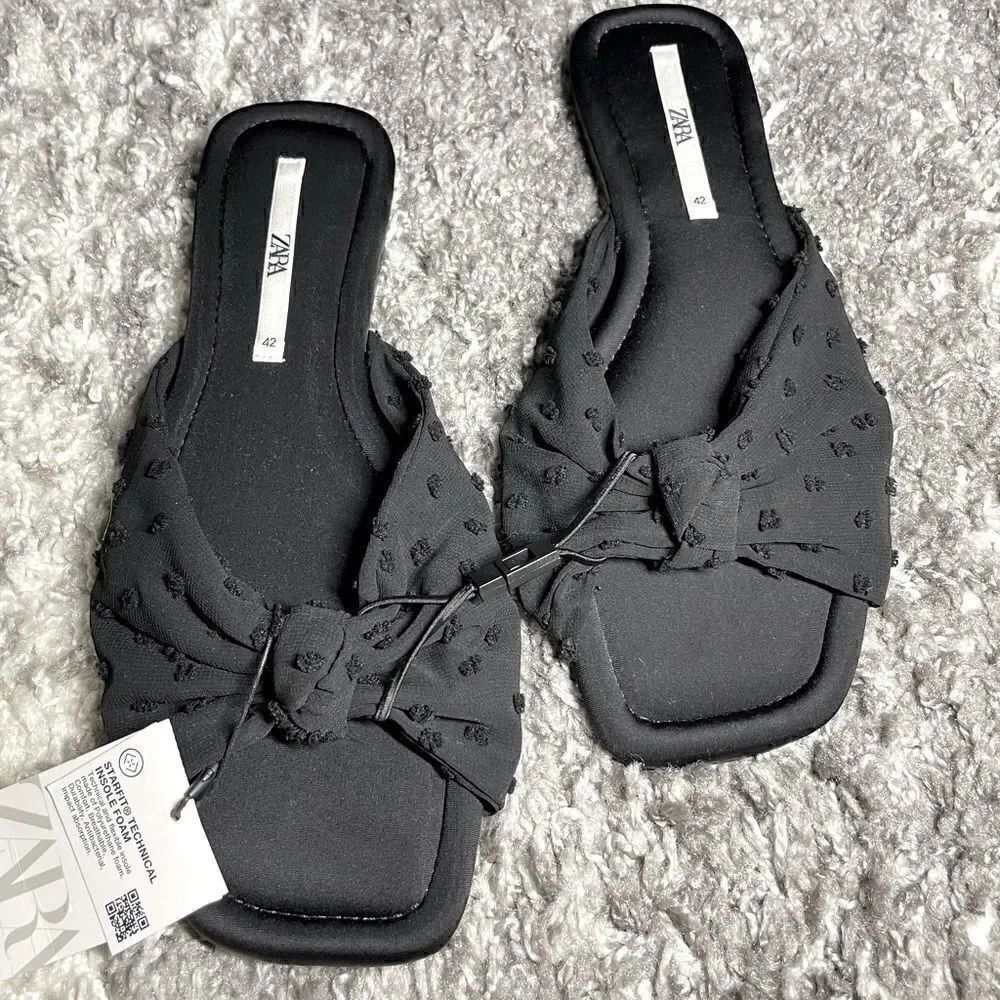 NWT Zara Flat Sandals With Knot
